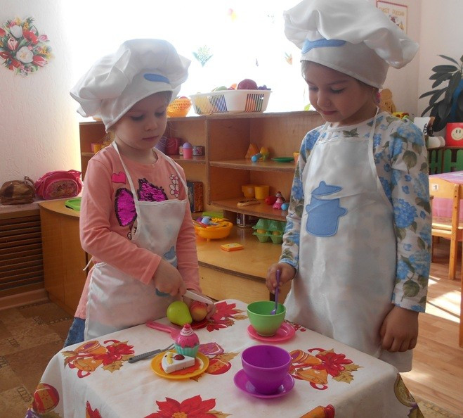 Вы сейчас просматриваете Краткосрочный проект «Полезные продукты и витамины – мои друзья»