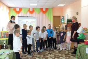 Читать далее о этой статье Открытое занятие «Путешествие по стране безопасности», приуроченное ко Дню гражданской обороны РФ