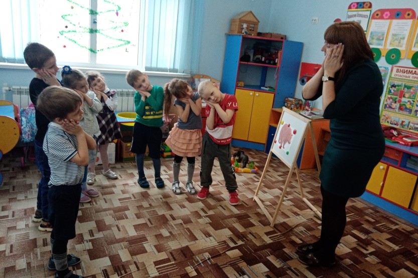 Вы сейчас просматриваете Коррекционно – развивающие занятие, «Почему медведь спит зимой?»