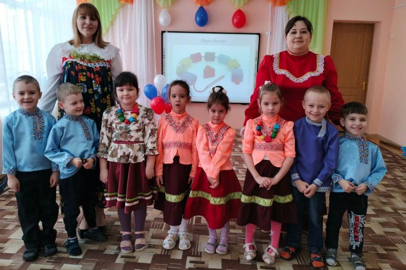 Вы сейчас просматриваете Познавательно-речевой досуг «Особенности донского говора»,  приуроченный празднованию Международного дня родного языка