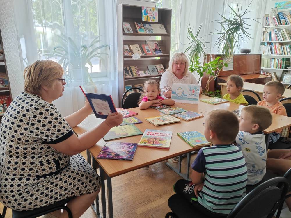 Вы сейчас просматриваете Участие в Международной акции «Книжка на ладошке»