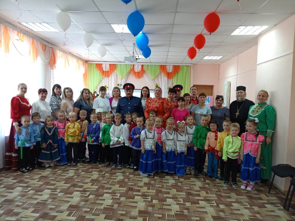 Вы сейчас просматриваете Досуг «Казачьи забавы»