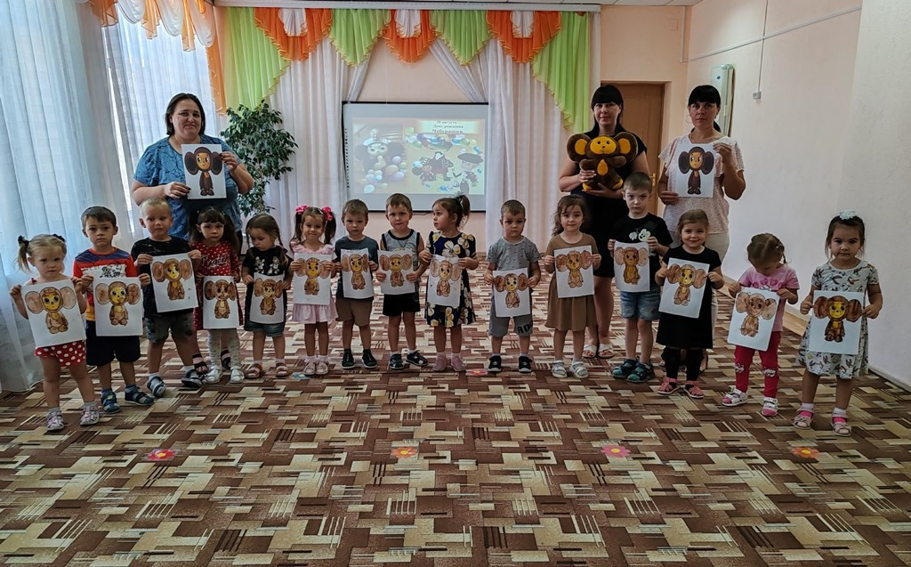 Вы сейчас просматриваете Тематический день «День рождения Чебурашки»