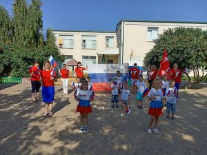 Читать далее о этой статье Танцевальный флешмоб «Один флаг – одна страна!»