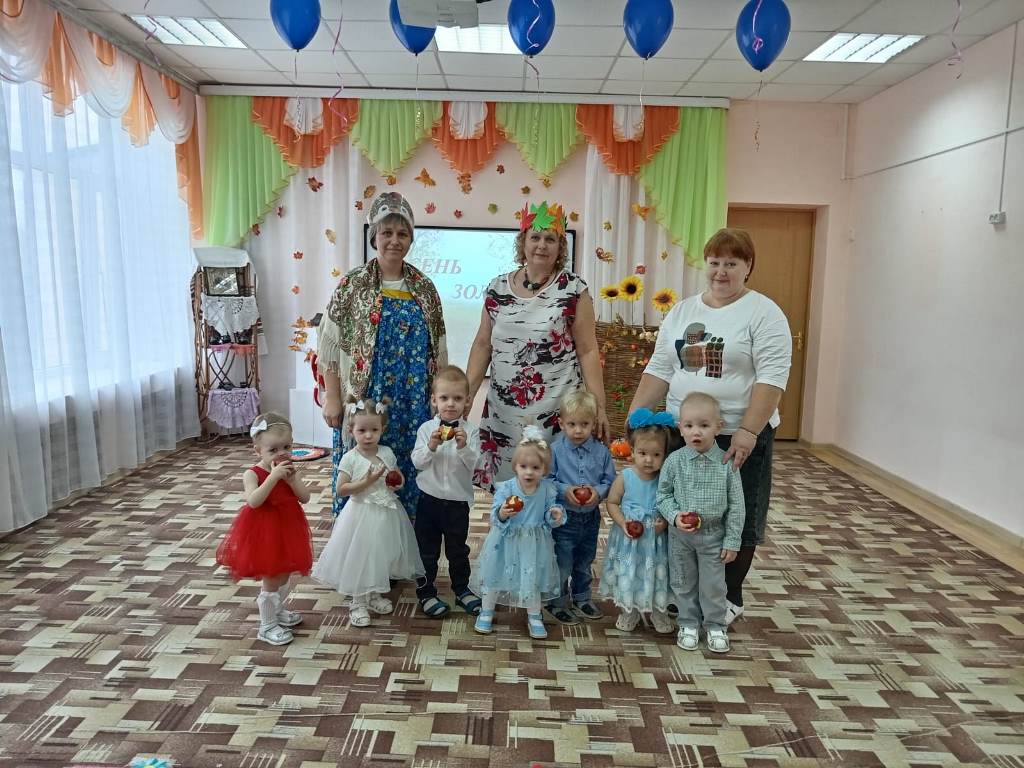 Вы сейчас просматриваете Развлечение «Осень в гостях у ребят»