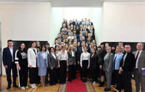 Читать далее о этой статье Участие в первом организованном заседании Молодежного парламента