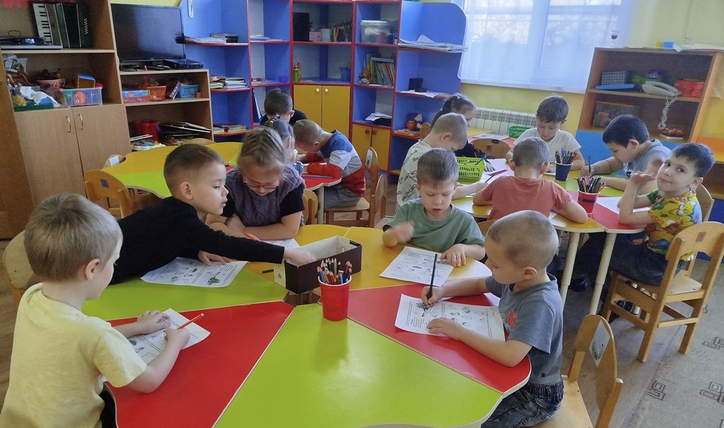 Вы сейчас просматриваете Коррекционно — развивающее занятие «Язык тела»