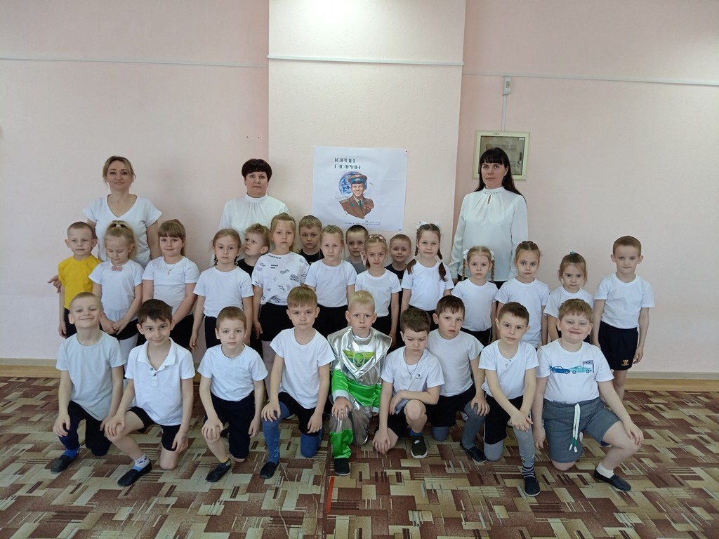 Вы сейчас просматриваете Познавательно-спортивное развлечение «Космическое путешествие»
