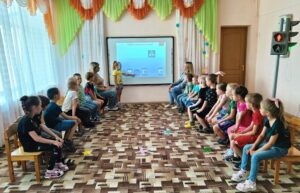 Читать далее о этой статье Интерактивная игра по ПДД «Путешествие в страну дорожных знаков»