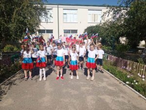 Читать далее о этой статье Танцевальный флешмоб «Флаг –символ Родины»