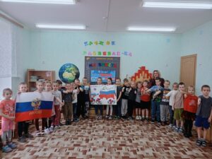 Читать далее о этой статье Акция «Мы разные — мы вместе», посвященная Дню воссоединения Крыма с Россией