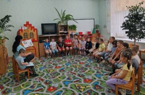 Читать далее о этой статье Международная акция «Книжка на ладошке»